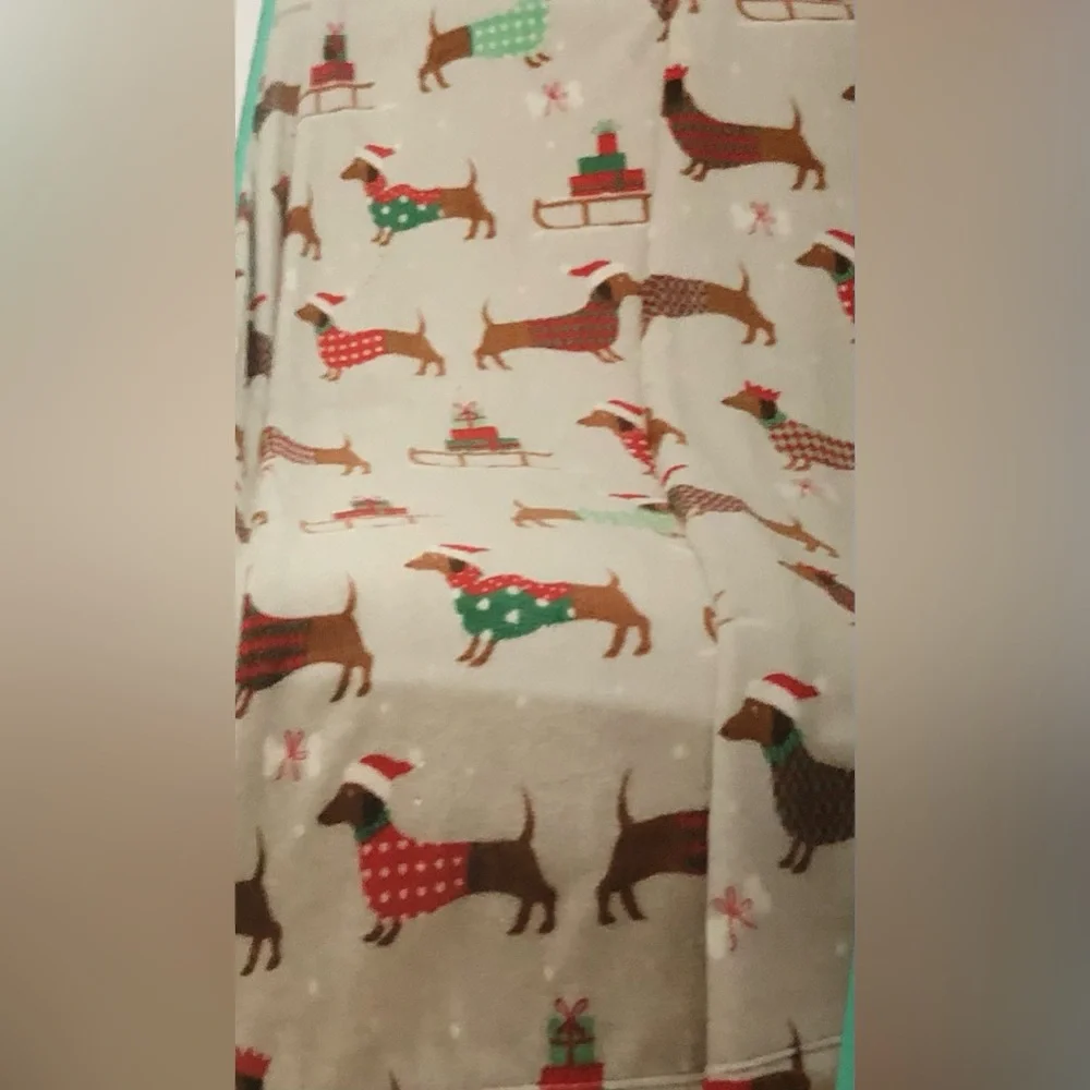 Soft Plush Throw Blanket Light Gray with Multicolor holiday dog theme.48”X60”